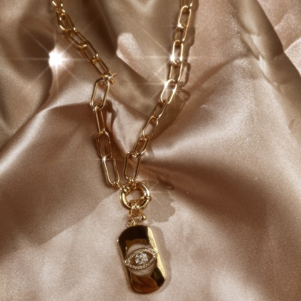 AMRA EVIL EYE NECKLACE
